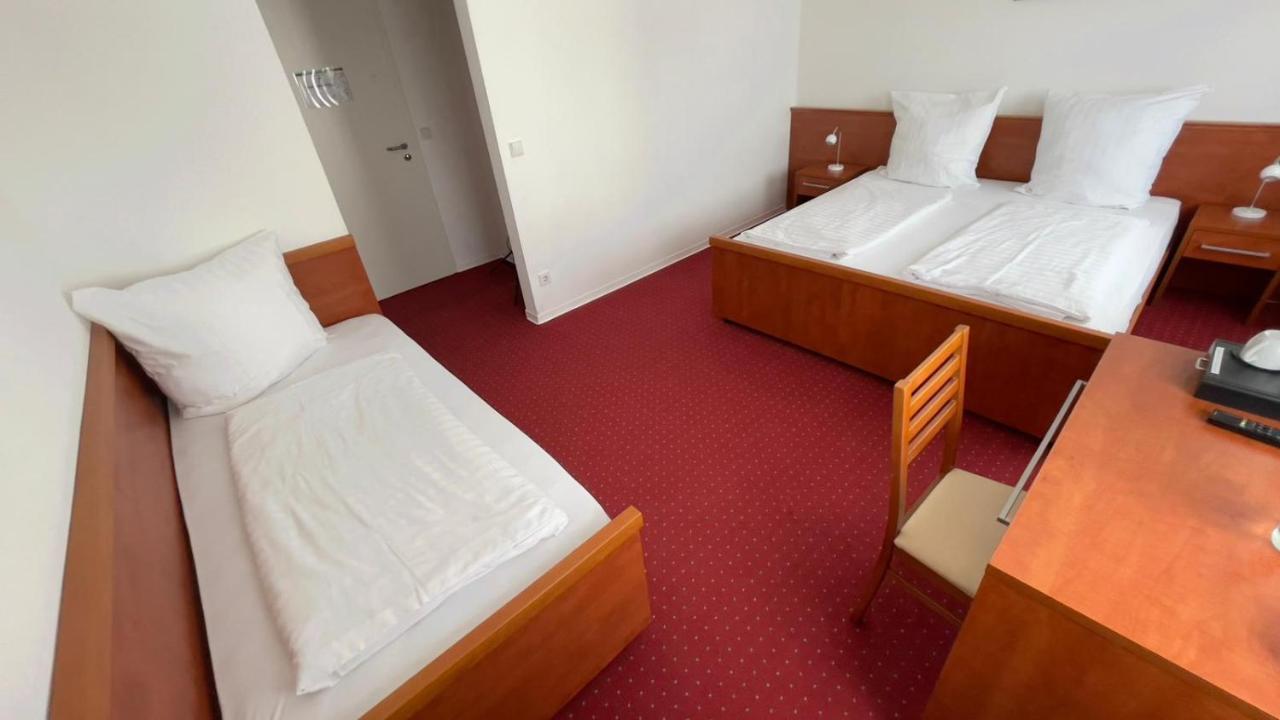Hotel Blue Plaza Hofheim am Taunus Exteriör bild